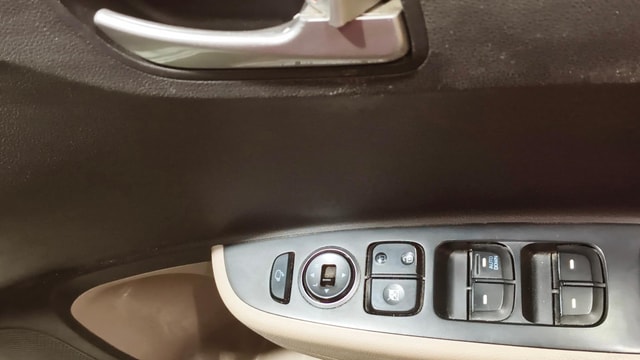 View Hyundai Grand i10 Image 37 Used Hyundai Grand i10 Image 37