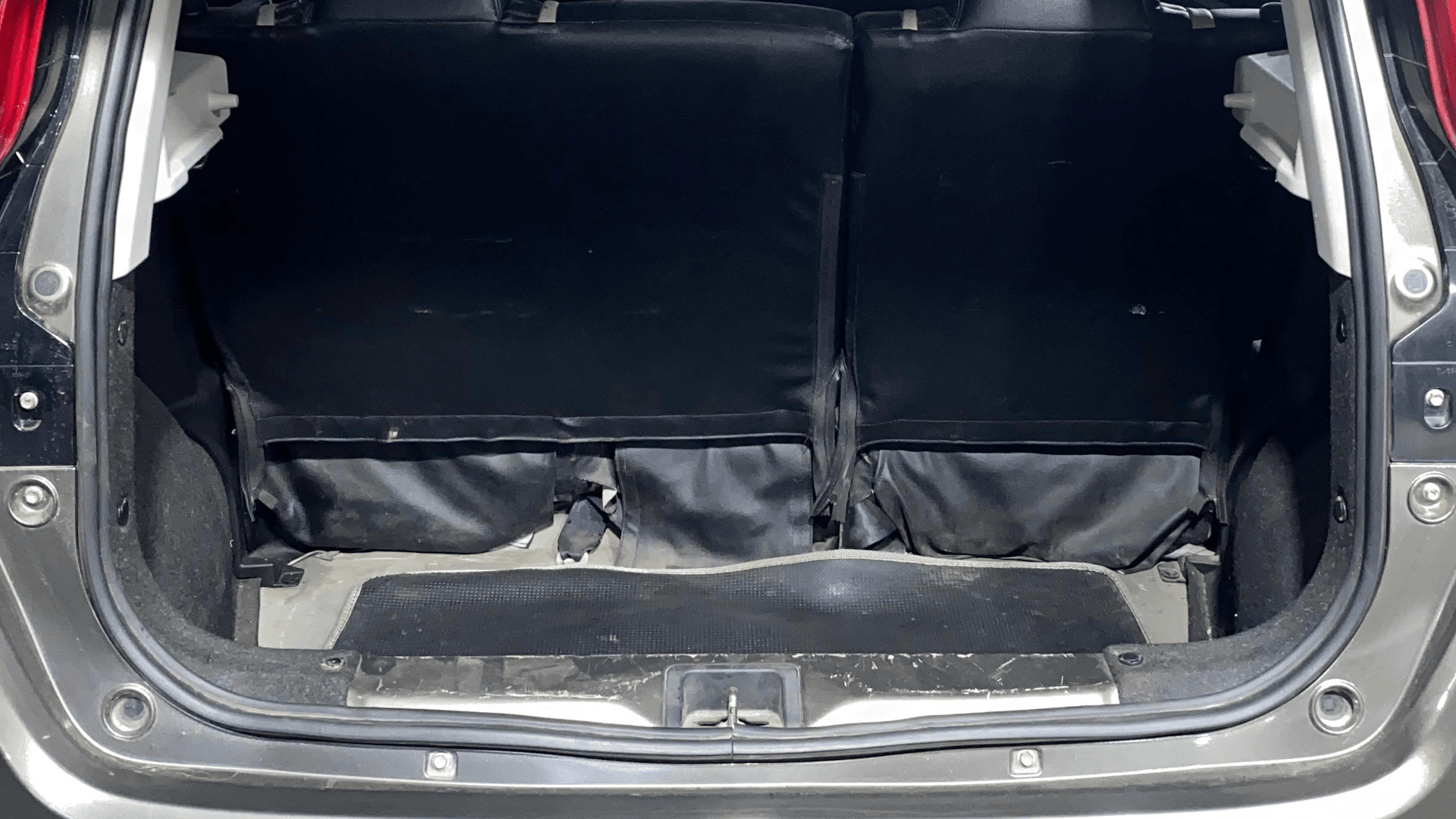 View 2020 Maruti Suzuki 1000 Base Variant Image 10 Used 2020 Maruti Suzuki 1000 Base Variant Image 10