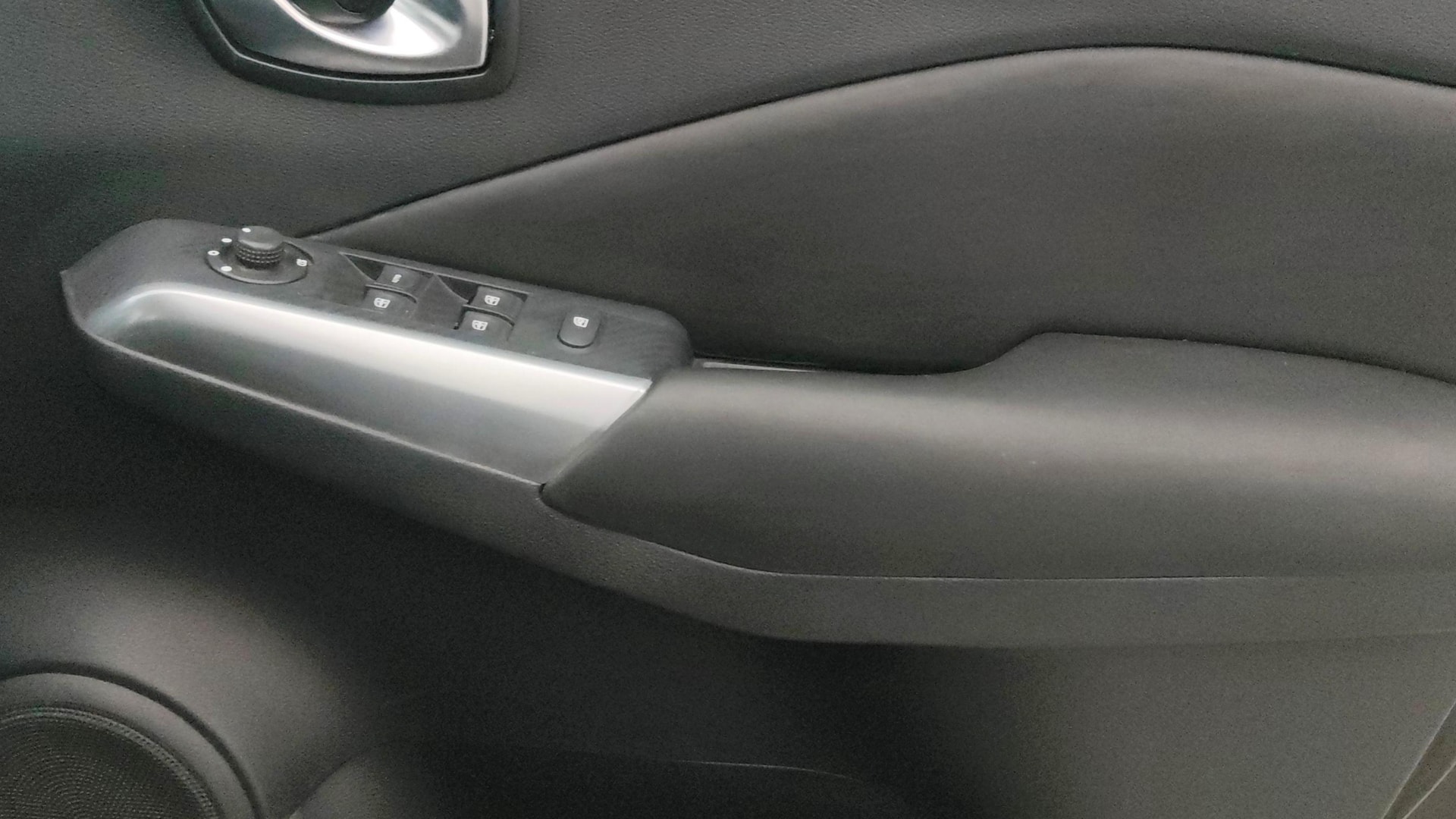 View 2021 Nissan Kicks 1.3 Turbo XV Premium CVT Image 33 Used 2021 Nissan Kicks 1.3 Turbo XV Premium CVT Image 33