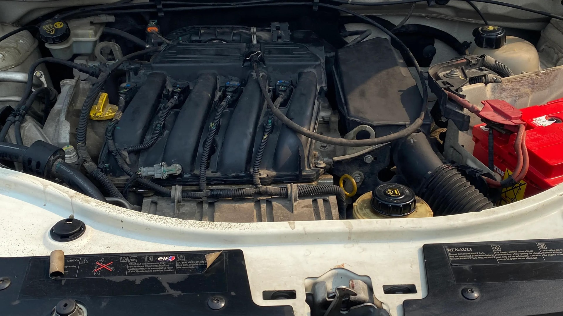 View 2015 Renault Duster Petrol RXE BS IV Image 40 Used 2015 Renault Duster Petrol RXE BS IV Image 40