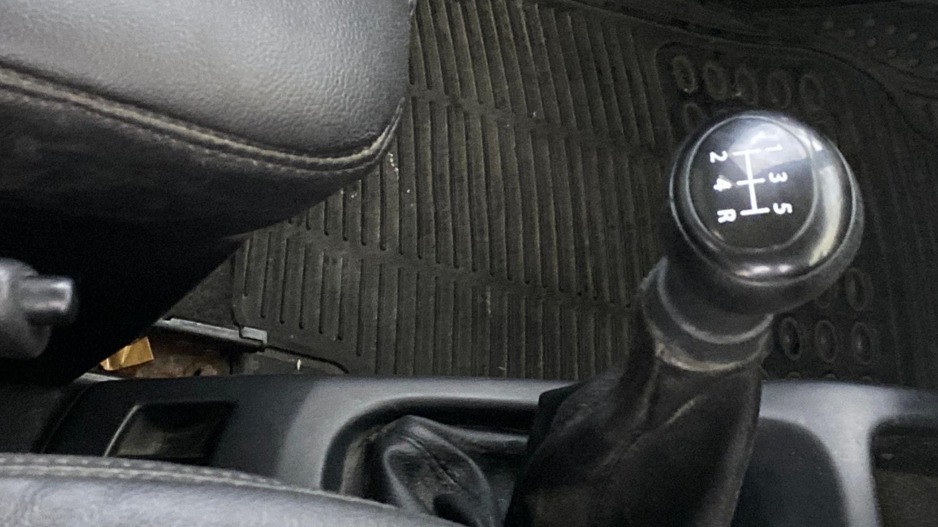 Used 2013 Maruti Suzuki 1000 Used 2013 Maruti Suzuki 1000