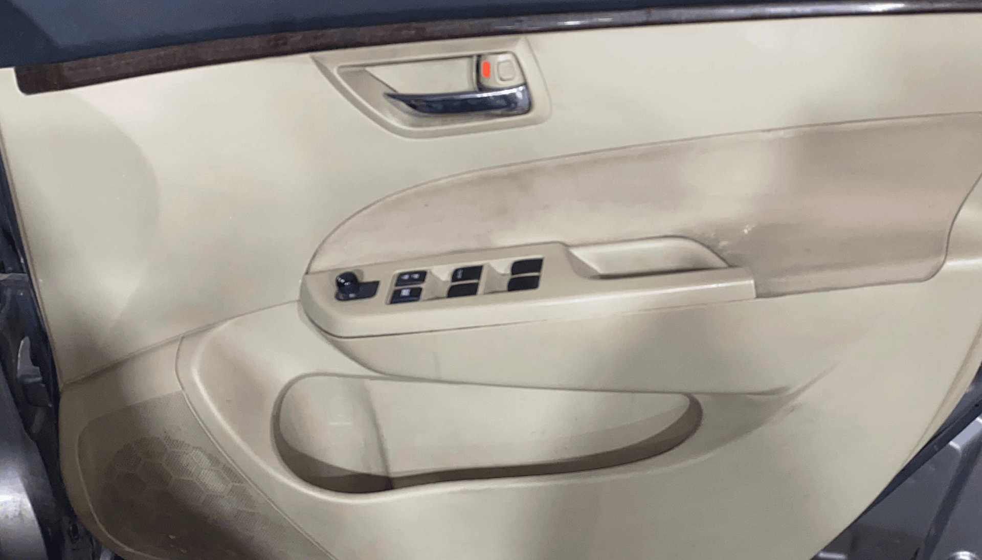 View 2013 Maruti Suzuki 1000 Base Variant Image 32 Used 2013 Maruti Suzuki 1000 Base Variant Image 32