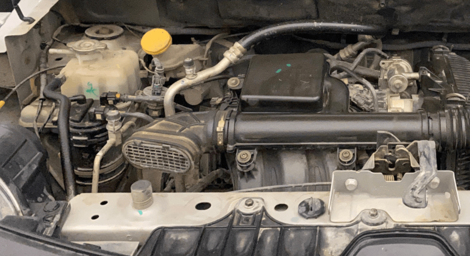 View 2023 Renault Triber RXZ Image 3 Used 2023 Renault Triber RXZ Image 3