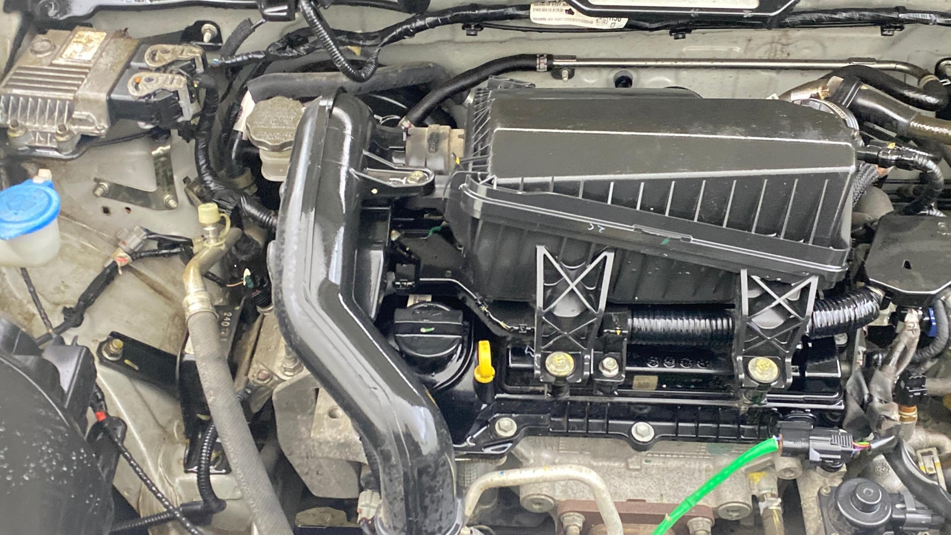 View 2022 Maruti Suzuki 1000 Base Variant Image 3 Used 2022 Maruti Suzuki 1000 Base Variant Image 3
