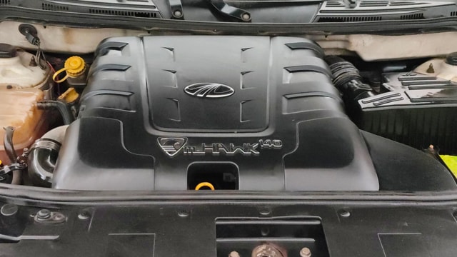 View Mahindra XUV500 Image 42 Used Mahindra XUV500 Image 42