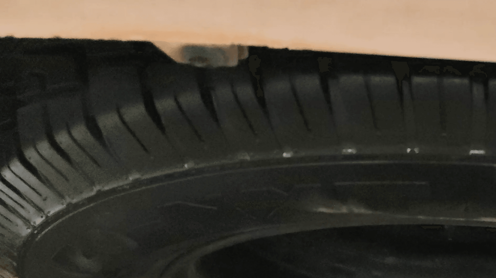 View 2016 Mahindra XUV500 W4 FWD Image 26 Used 2016 Mahindra XUV500 W4 FWD Image 26