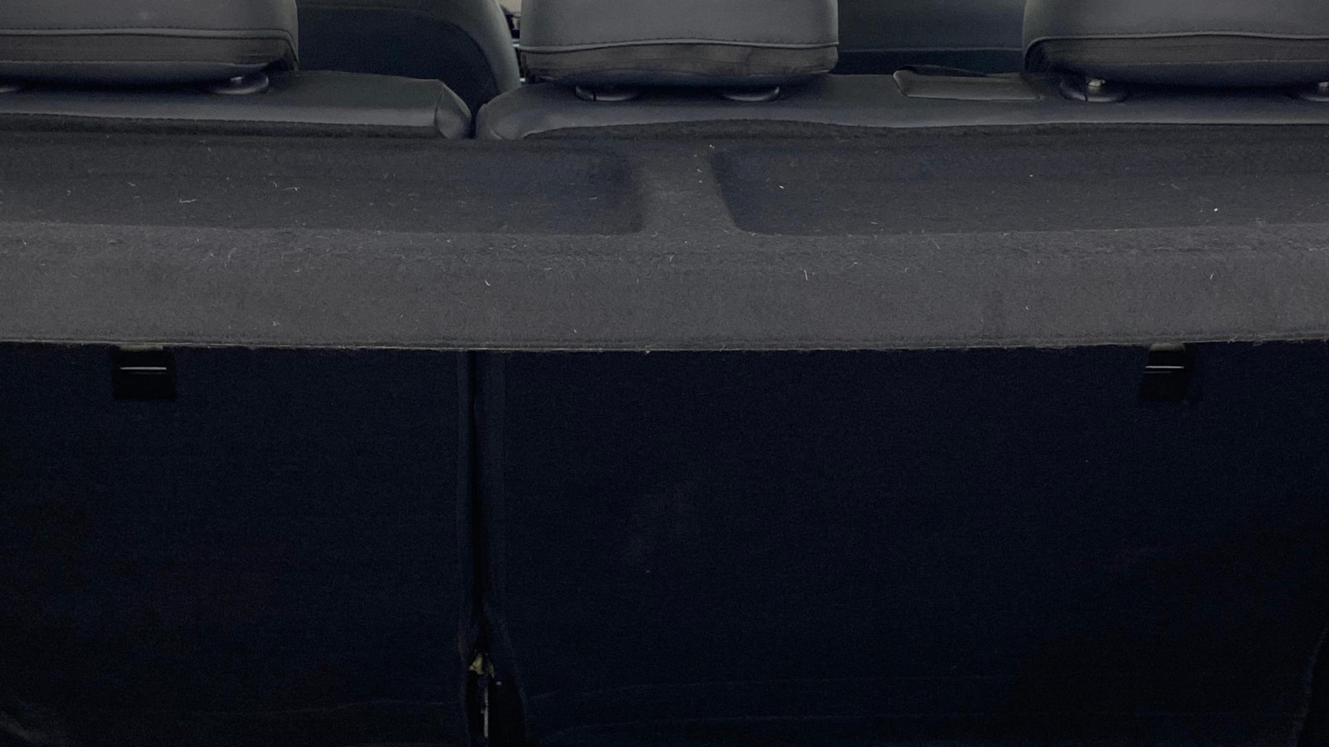 View 2025 Mahindra XUV 3XO AX5L 1.2 TGDi AT Image 11 Used 2025 Mahindra XUV 3XO AX5L 1.2 TGDi AT Image 11