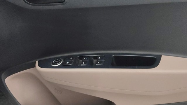 View Hyundai Grand i10 Image 32 Used Hyundai Grand i10 Image 32