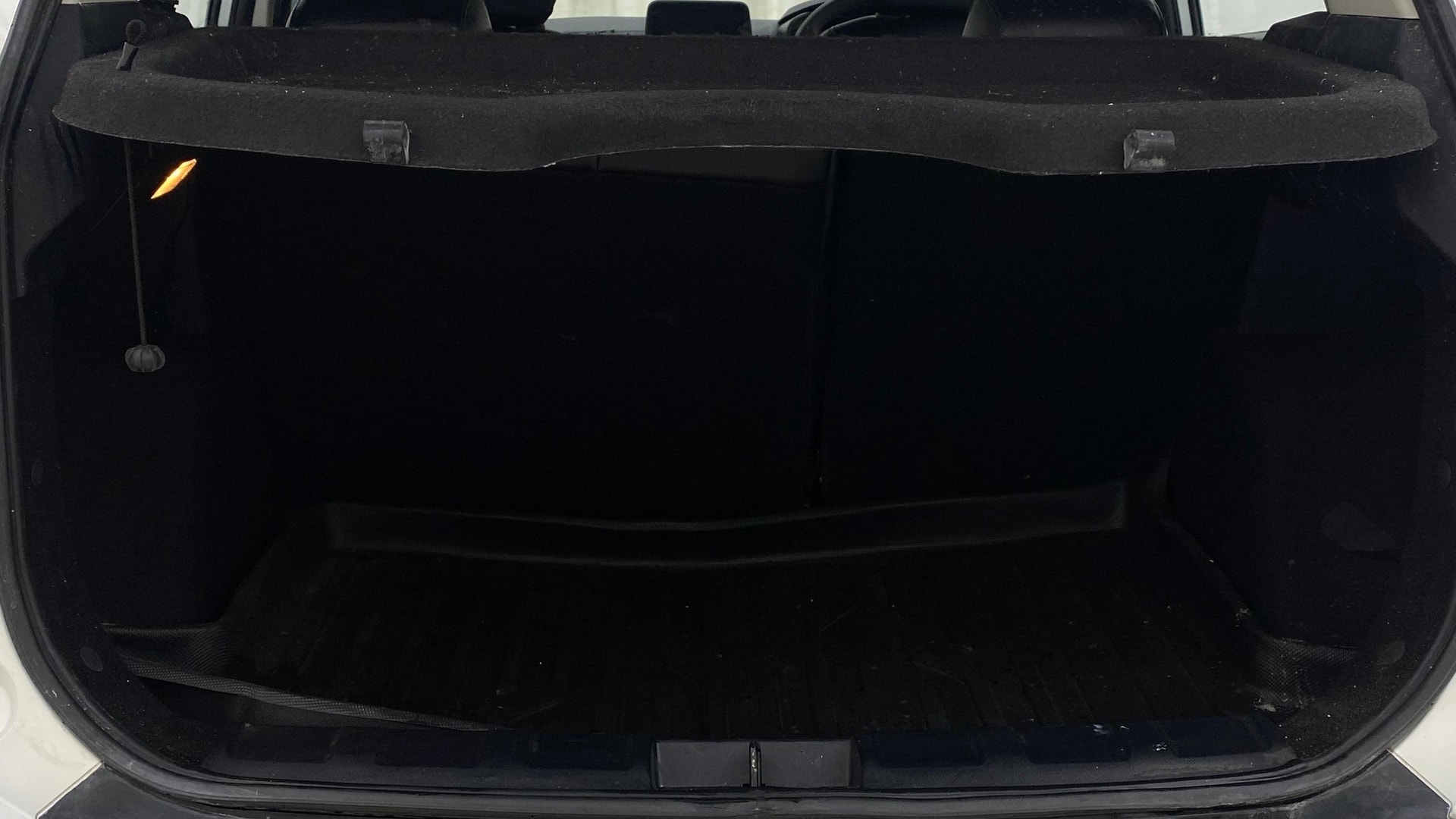 View 2023 Tata Nexon Revotron XE Image 10 Used 2023 Tata Nexon Revotron XE Image 10