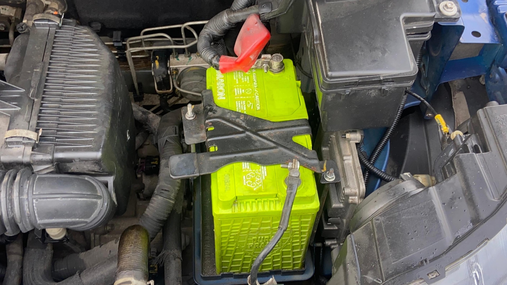 View 2021 Renault Triber RXZ AMT Image 3 Used 2021 Renault Triber RXZ AMT Image 3