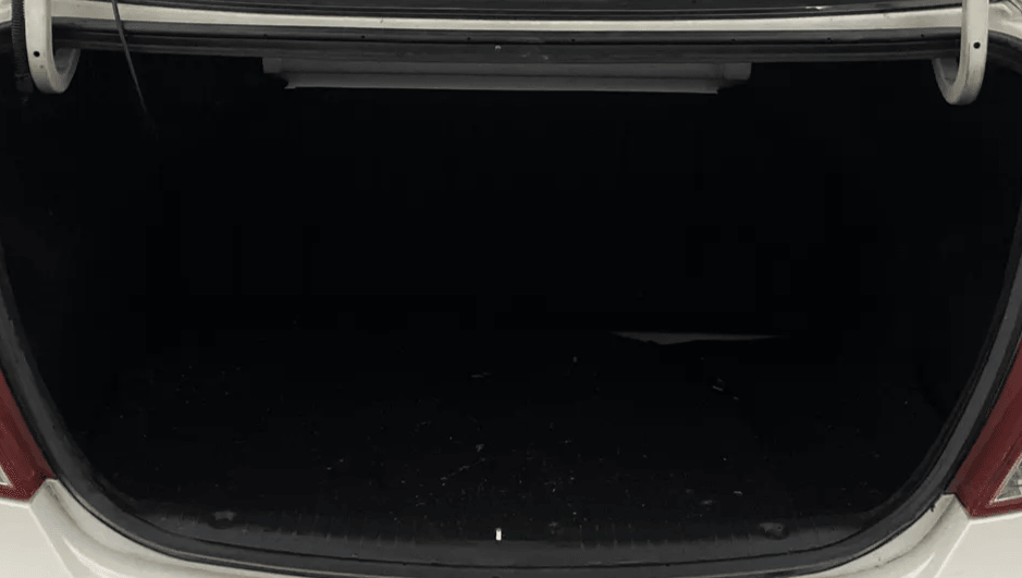 View 2014 Hyundai Fluidic Verna 1.6 VTVT SX Image 10 Used 2014 Hyundai Fluidic Verna 1.6 VTVT SX Image 10