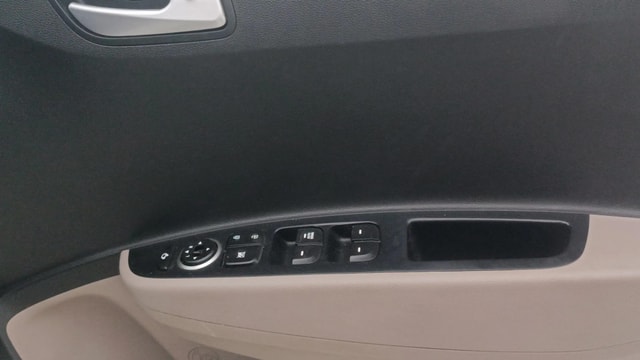 View Hyundai Grand i10 Image 33 Used Hyundai Grand i10 Image 33
