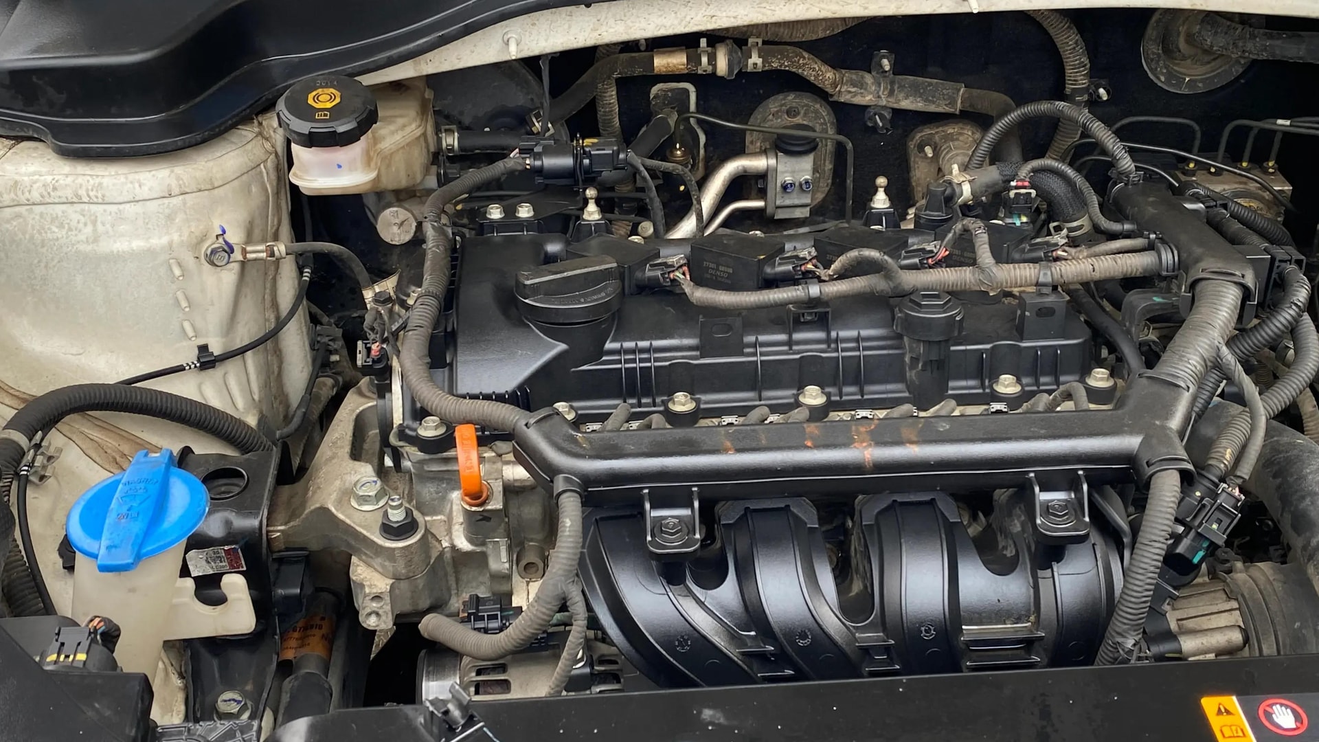 View 2022 Kia Sonet HTK Plus Petrol Image 3 Used 2022 Kia Sonet HTK Plus Petrol Image 3