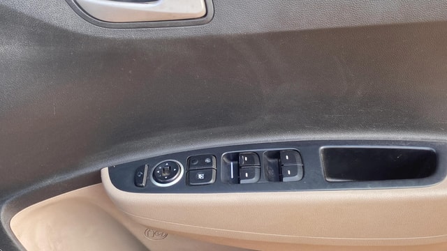 View Hyundai Grand i10 Image 37 Used Hyundai Grand i10 Image 37