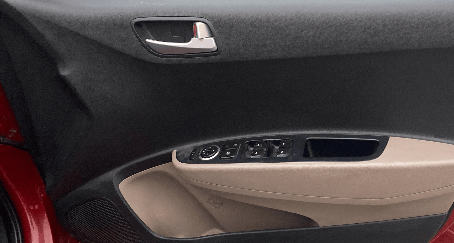 View 2018 Hyundai Grand i10 Sportz 1.2 Kappa Image 33 Used 2018 Hyundai Grand i10 Sportz 1.2 Kappa Image 33