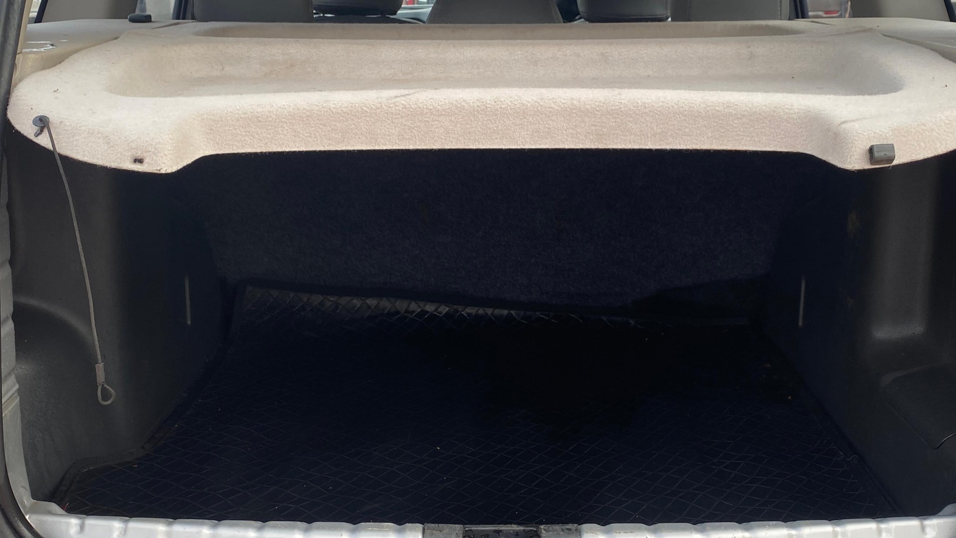 View 2015 Renault Duster Petrol RXL Image 6 Used 2015 Renault Duster Petrol RXL Image 6