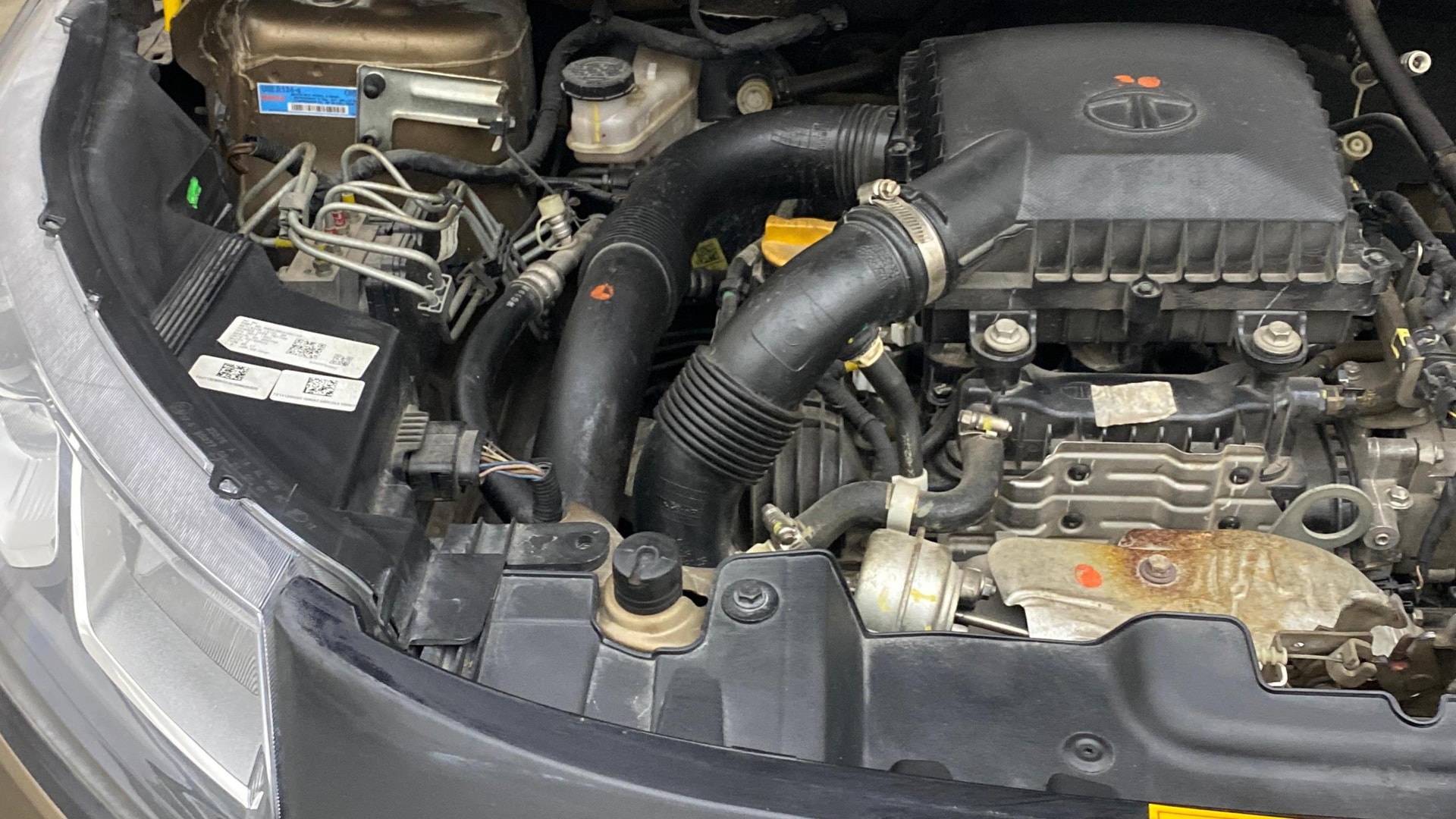 View 2022 Tata Nexon Revotron XE Image 3 Used 2022 Tata Nexon Revotron XE Image 3