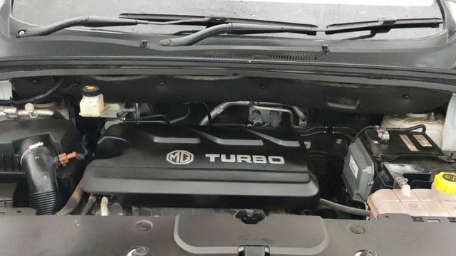 View MG Hector Image 44 Used MG Hector Image 44