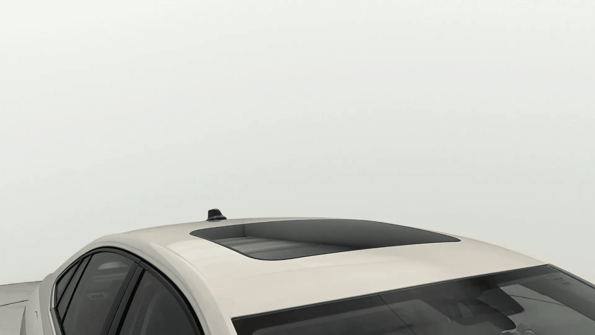 View 2022 Skoda Slavia Style 1.5 TSI DSG Image 34 Used 2022 Skoda Slavia Style 1.5 TSI DSG Image 34