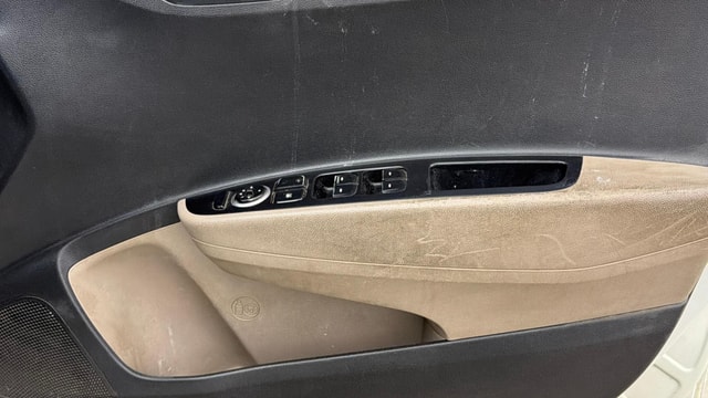 View Hyundai Grand i10 Image 33 Used Hyundai Grand i10 Image 33
