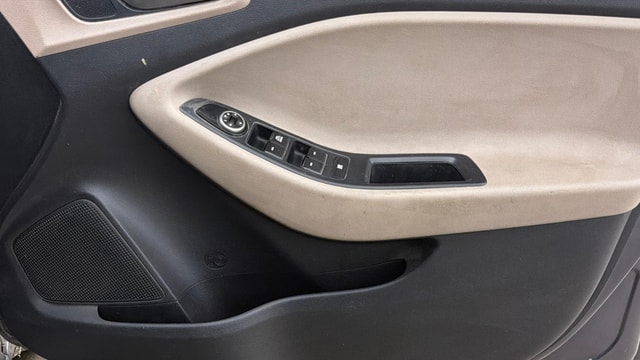 View Hyundai Elite i20 Image 32 Used Hyundai Elite i20 Image 32