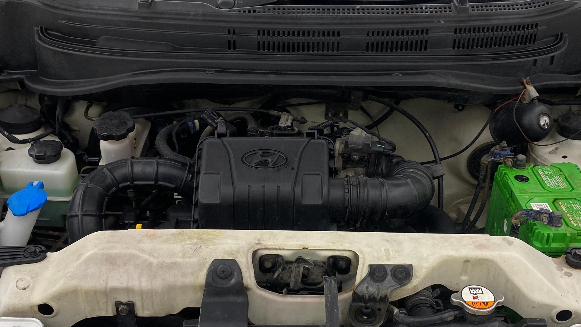View 2013 Hyundai EON Era Plus Image 40 Used 2013 Hyundai EON Era Plus Image 40