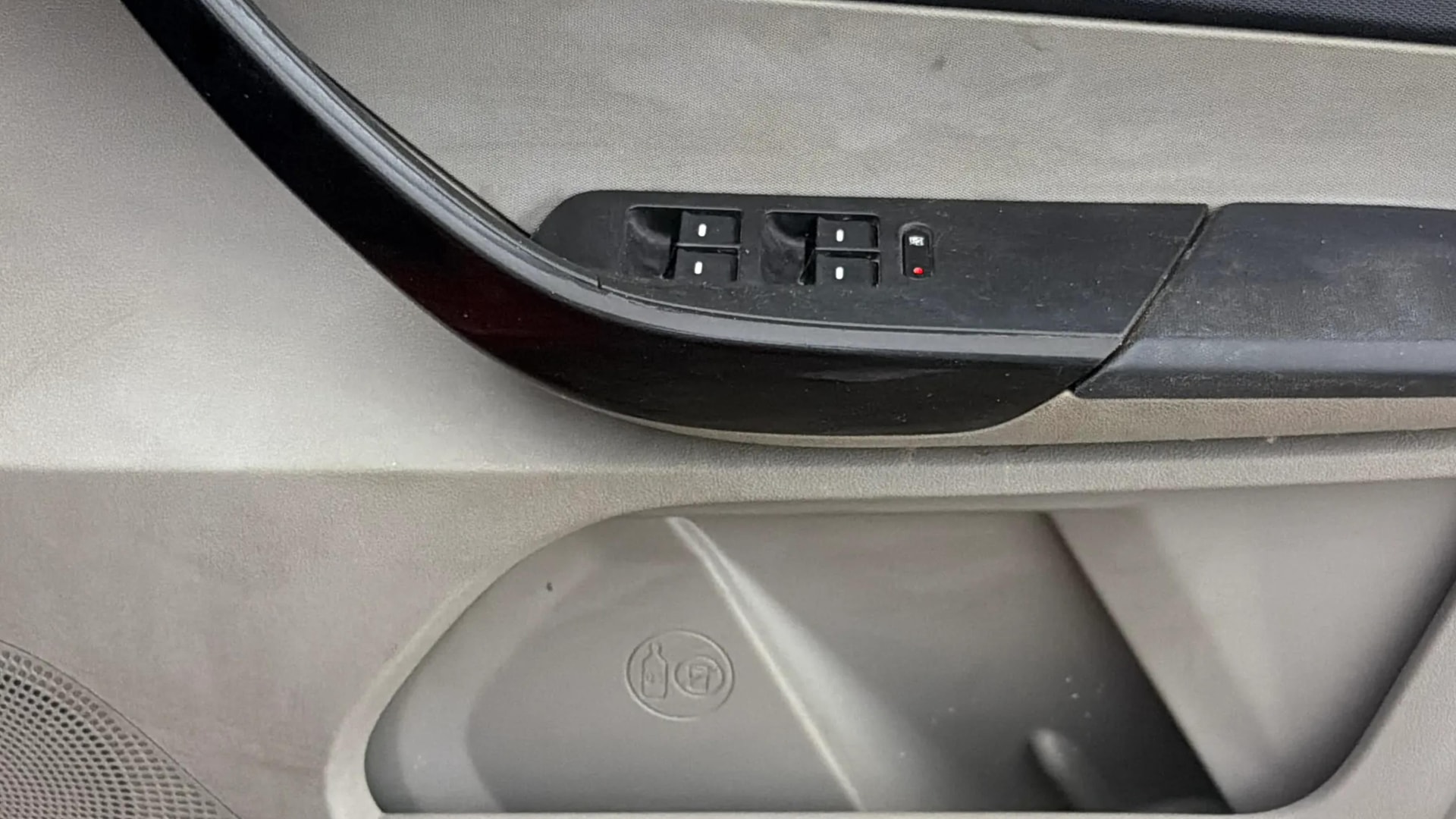 View 2019 Tata Tiago Revotorq XB Image 32 Used 2019 Tata Tiago Revotorq XB Image 32