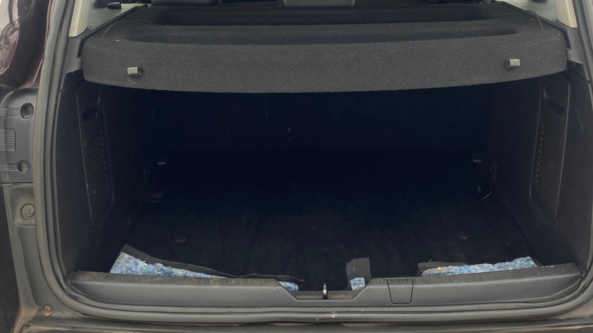View 2019 Renault Captur Platine Petrol Dual Tone Image 7 Used 2019 Renault Captur Platine Petrol Dual Tone Image 7