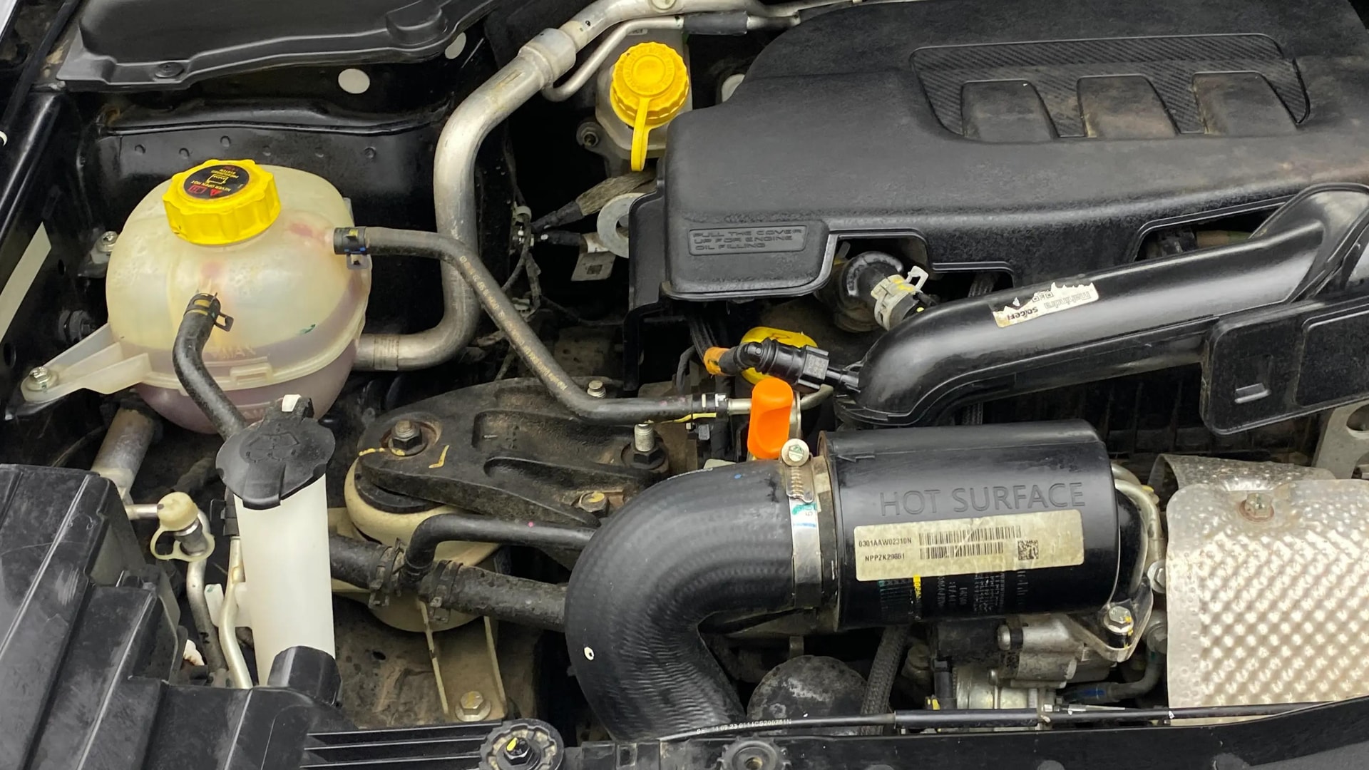 Used 2023 Mahindra XUV300 Used 2023 Mahindra XUV300