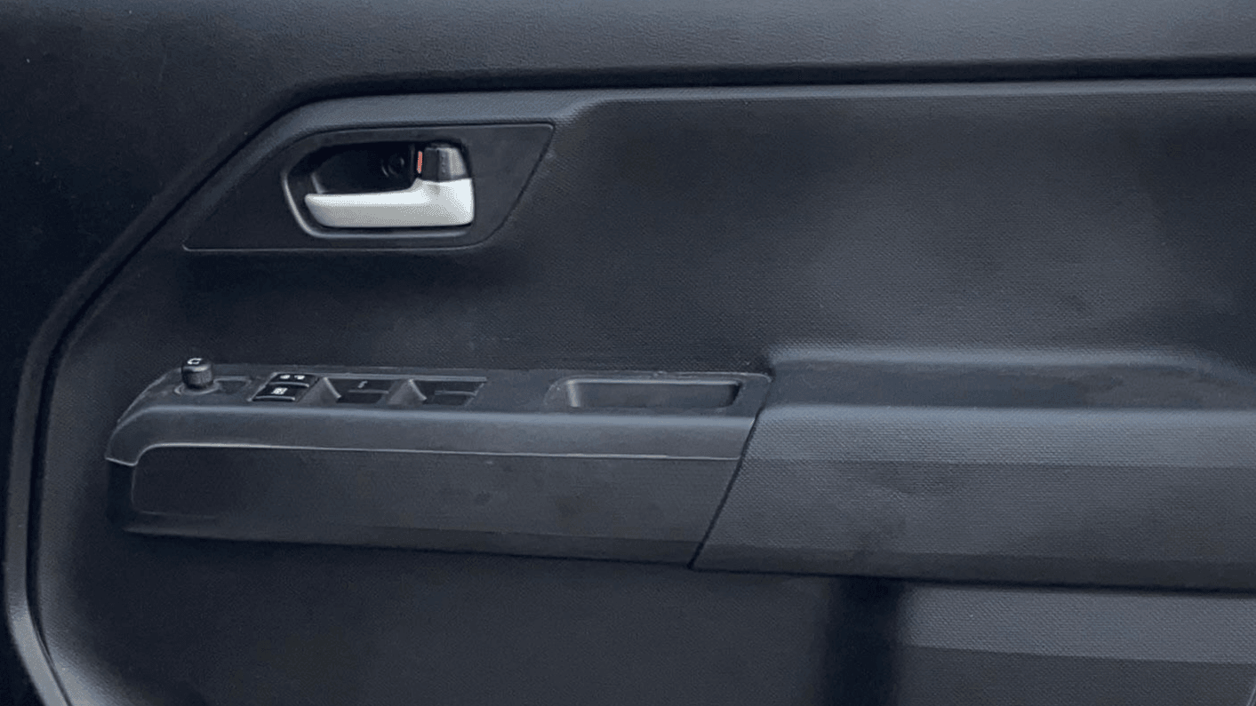 View 2025 Maruti Suzuki 1000 Base Variant Image 32 Used 2025 Maruti Suzuki 1000 Base Variant Image 32