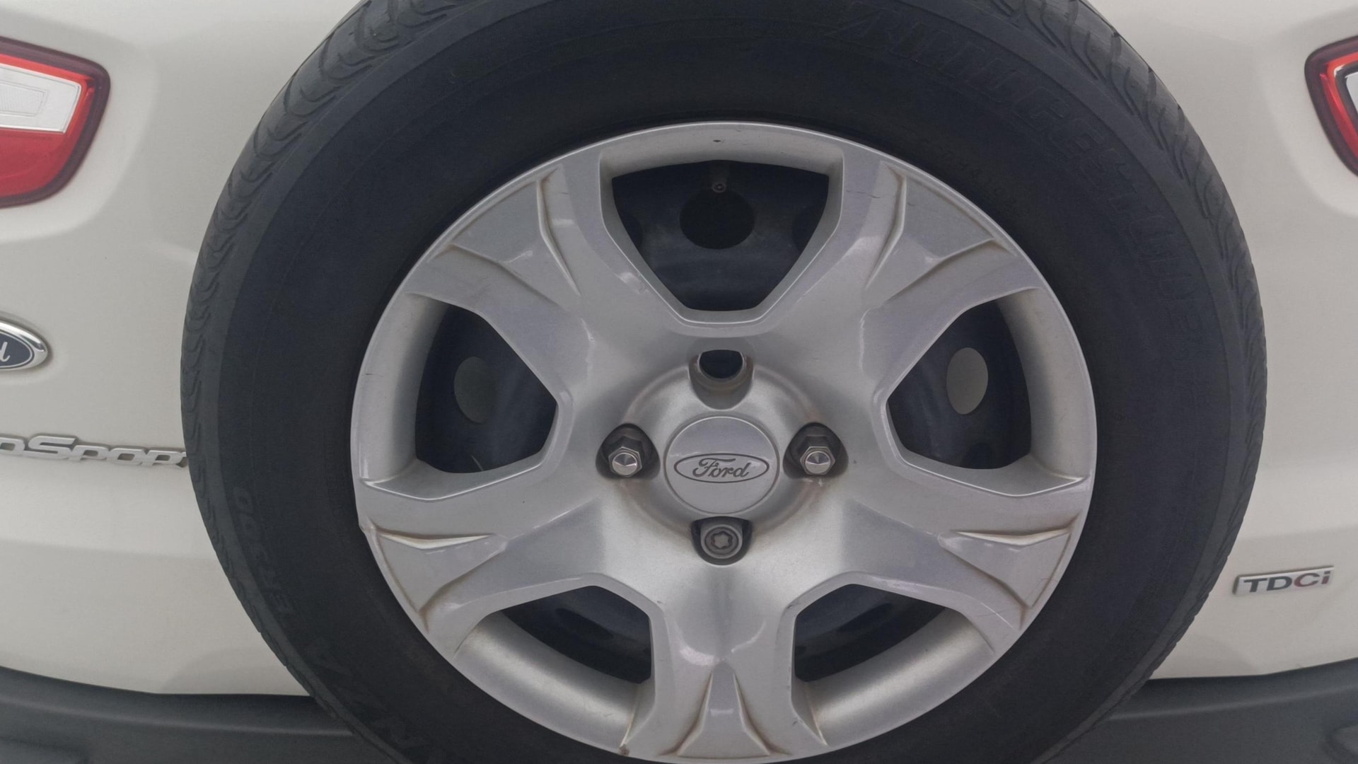 View 2015 Ford EcoSport 1.5 TDCi Diesel Ambiente BS IV Image 24 Used 2015 Ford EcoSport 1.5 TDCi Diesel Ambiente BS IV Image 24