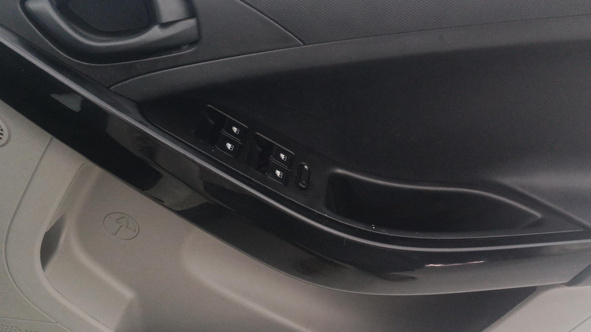 Used 2018 Tata Nexon Used 2018 Tata Nexon