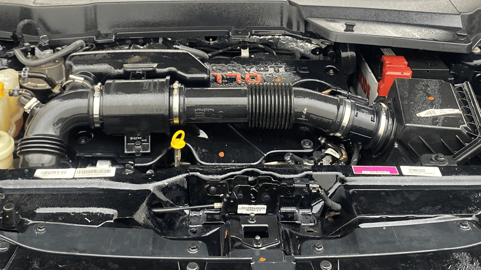 View 2024 Tata Harrier XZ plus Red Dark Edition Image 46 Used 2024 Tata Harrier XZ plus Red Dark Edition Image 46