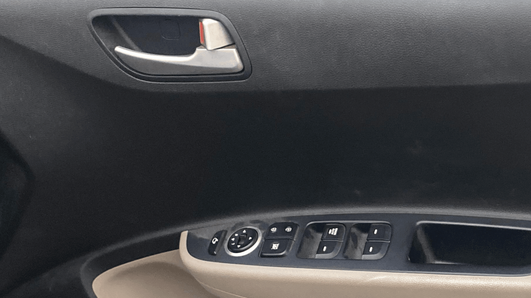 View 2014 Hyundai Grand i10 1.2 Asta Petrol Image 32 Used 2014 Hyundai Grand i10 1.2 Asta Petrol Image 32