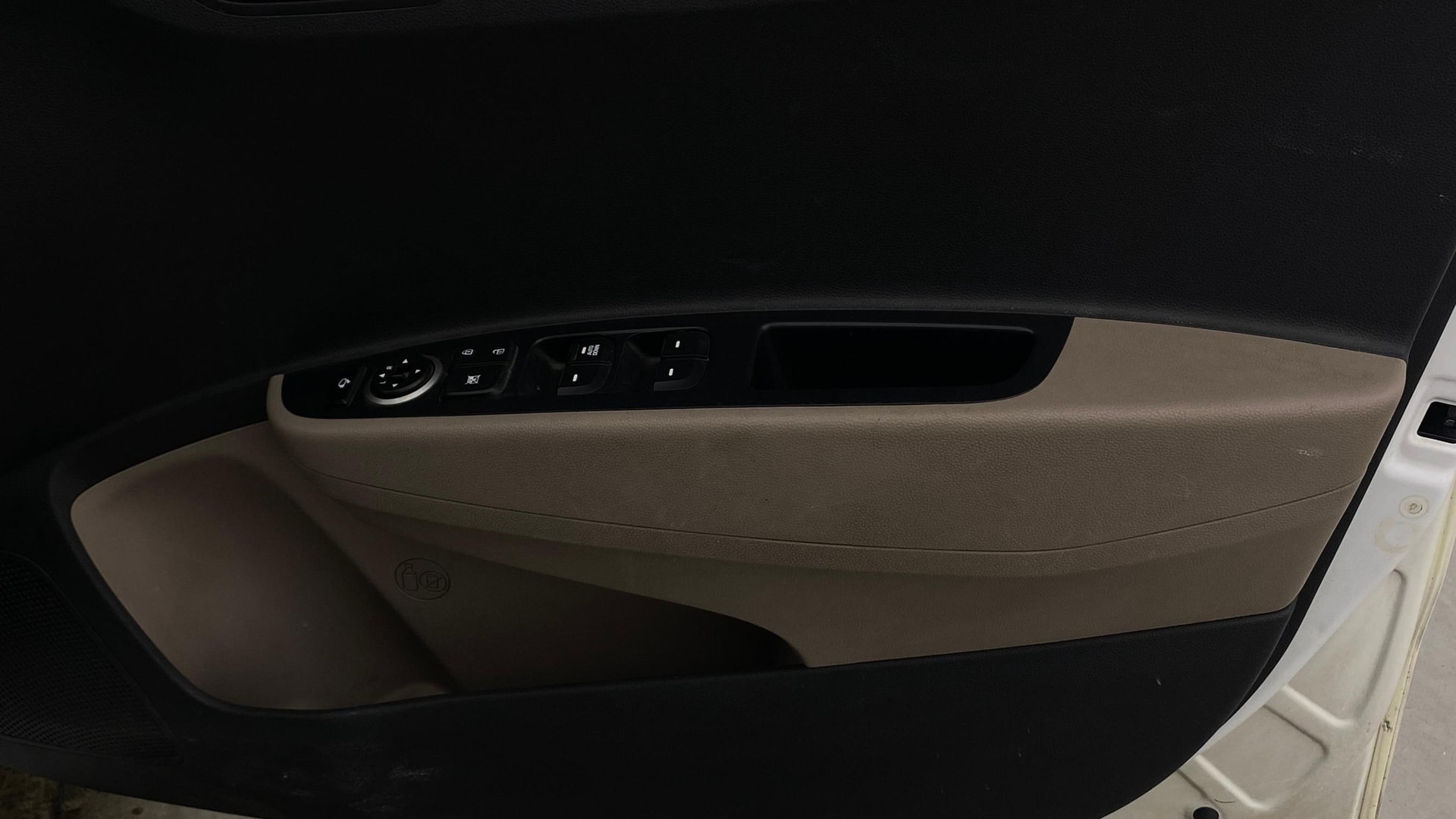 View 2019 Hyundai Grand i10 Sportz 1.2 Kappa Image 33 Used 2019 Hyundai Grand i10 Sportz 1.2 Kappa Image 33