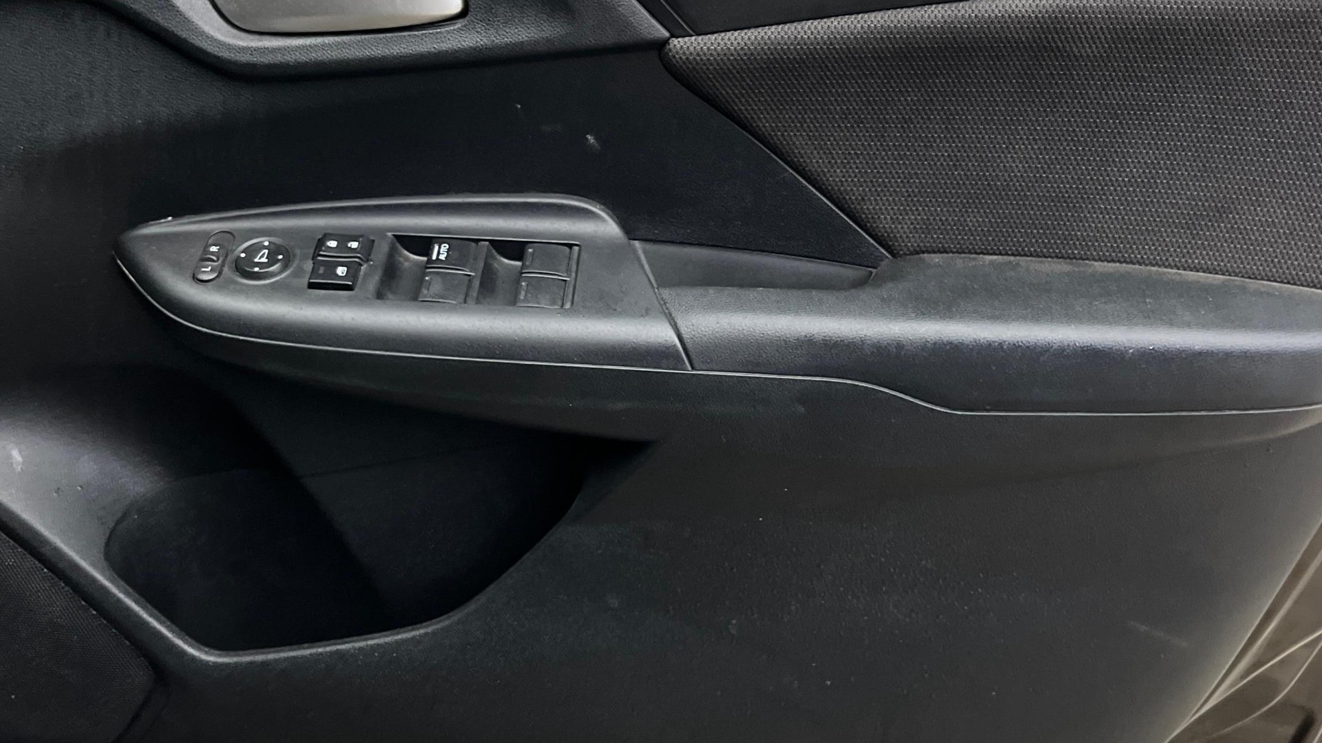 View 2021 Honda WR-V S MT Diesel Edge Edition Image 33 Used 2021 Honda WR-V S MT Diesel Edge Edition Image 33