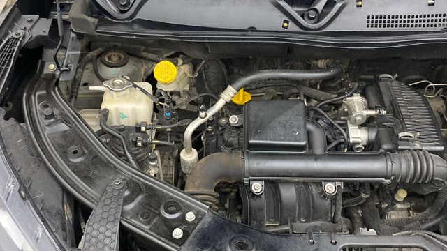 View Nissan Magnite Image 3 Used Nissan Magnite Image 3