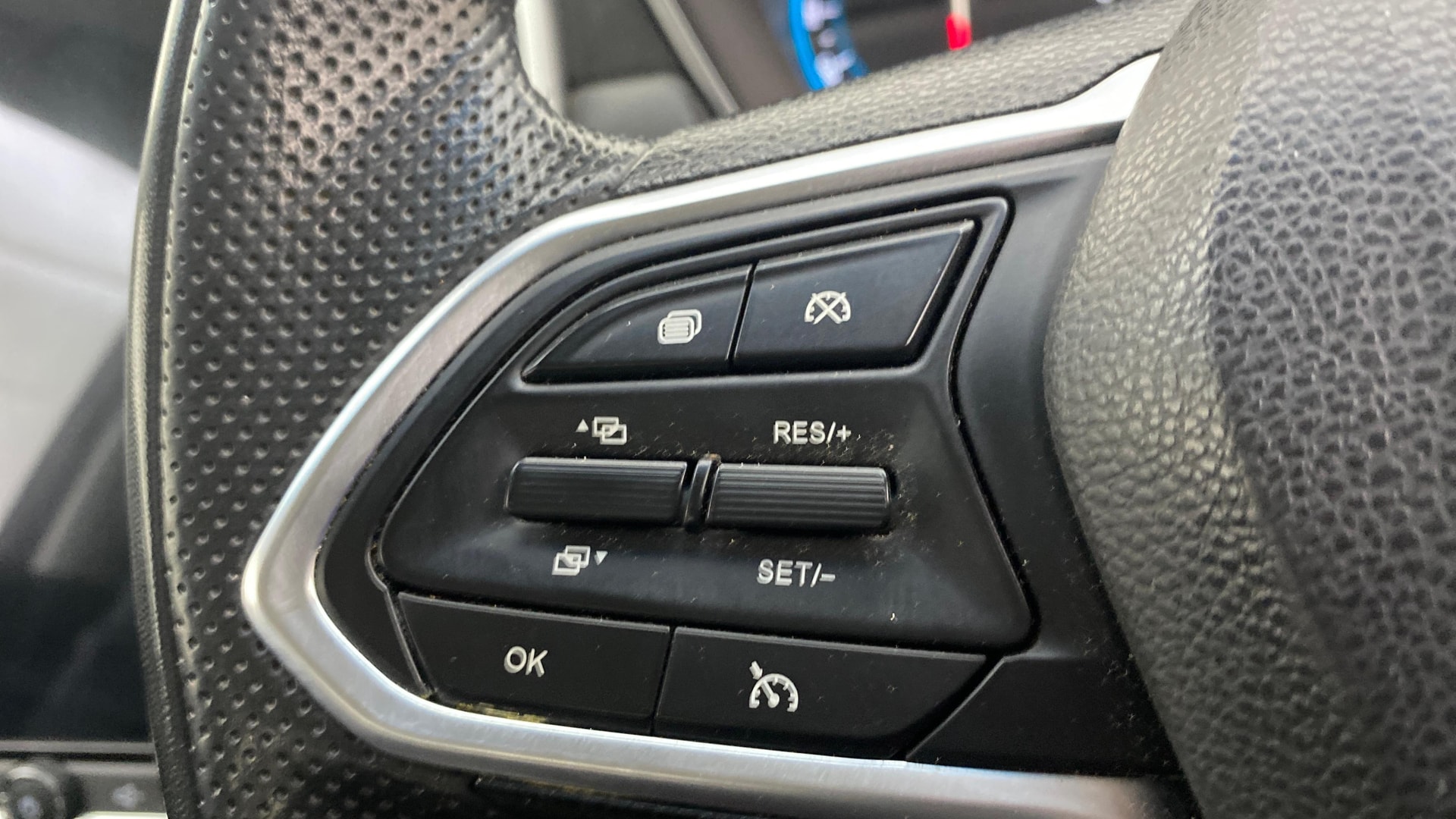 View 2020 MG Hector Sharp Petrol BS IV Image 3 Used 2020 MG Hector Sharp Petrol BS IV Image 3