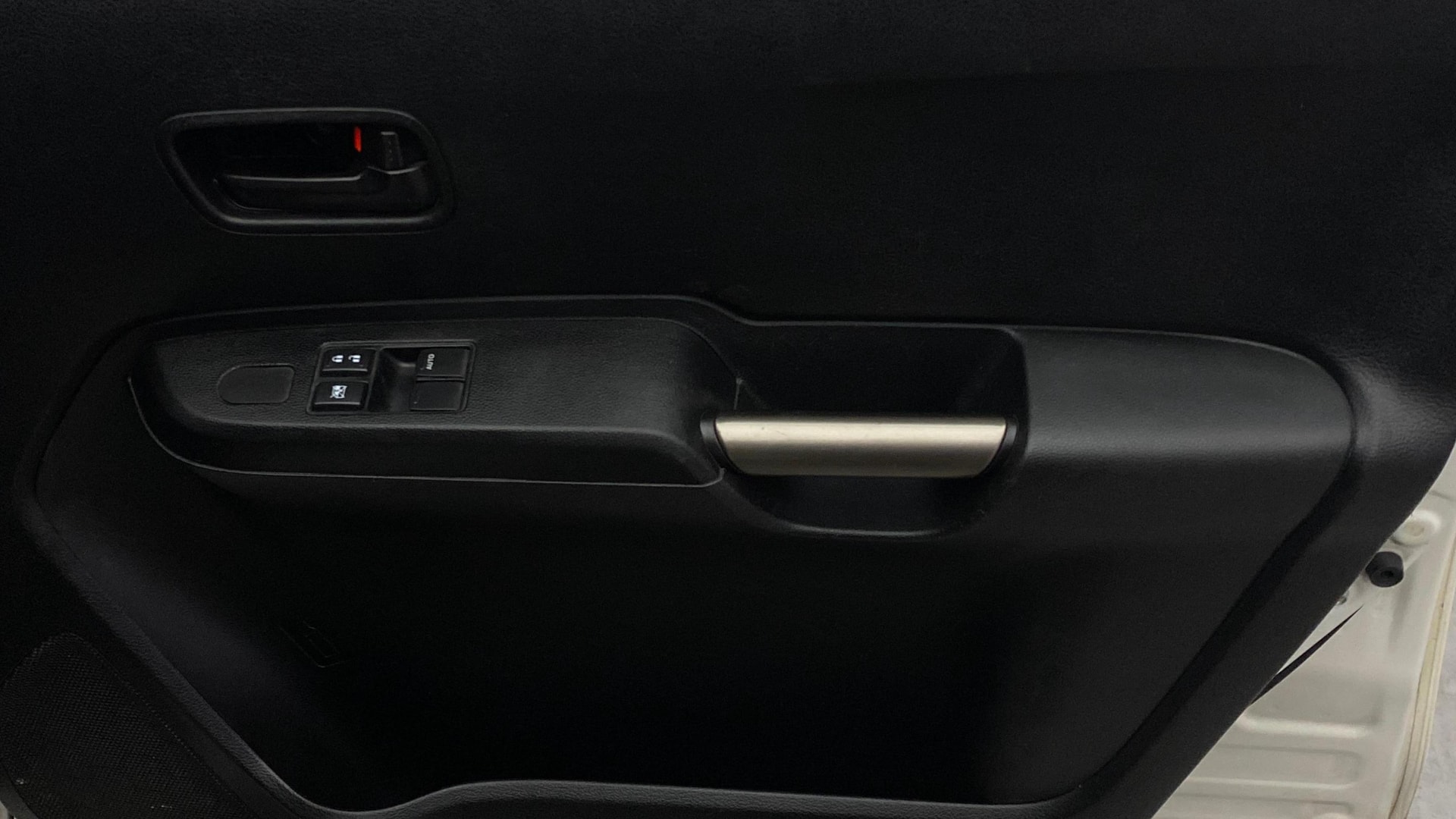 View 2018 Maruti Suzuki 1000 Base Variant Image 32 Used 2018 Maruti Suzuki 1000 Base Variant Image 32
