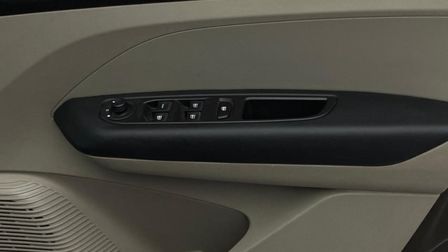 View Renault Triber Image 39 Used Renault Triber Image 39