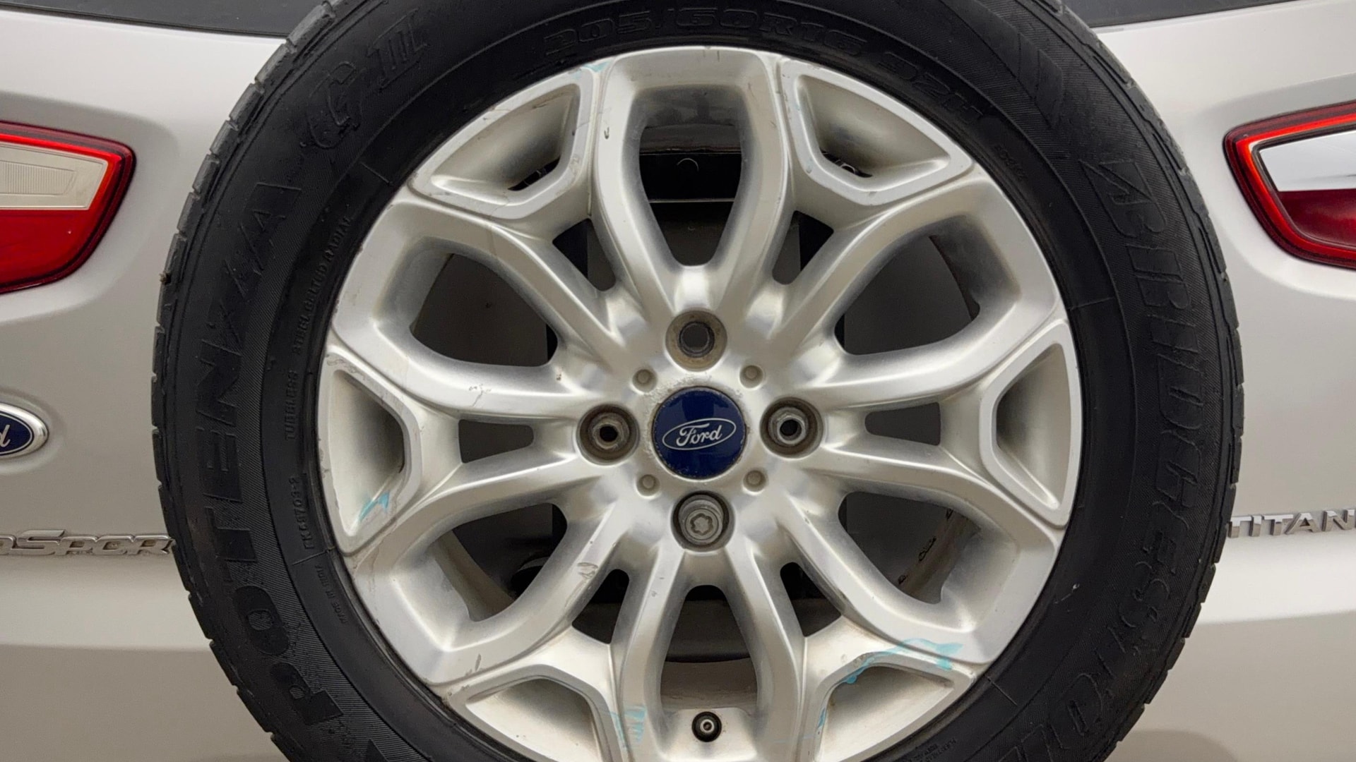 View 2015 Ford EcoSport 1.5 TDCi Diesel Ambiente BS IV Image 24 Used 2015 Ford EcoSport 1.5 TDCi Diesel Ambiente BS IV Image 24