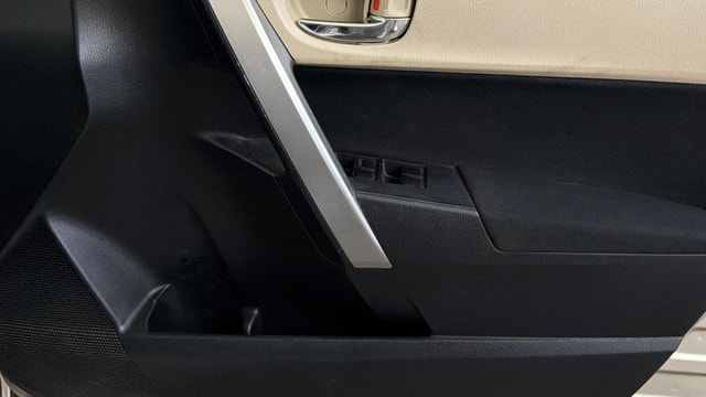 View Toyota Corolla Altis Image 32 Used Toyota Corolla Altis Image 32