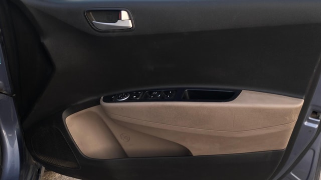 View Hyundai Grand i10 Image 32 Used Hyundai Grand i10 Image 32