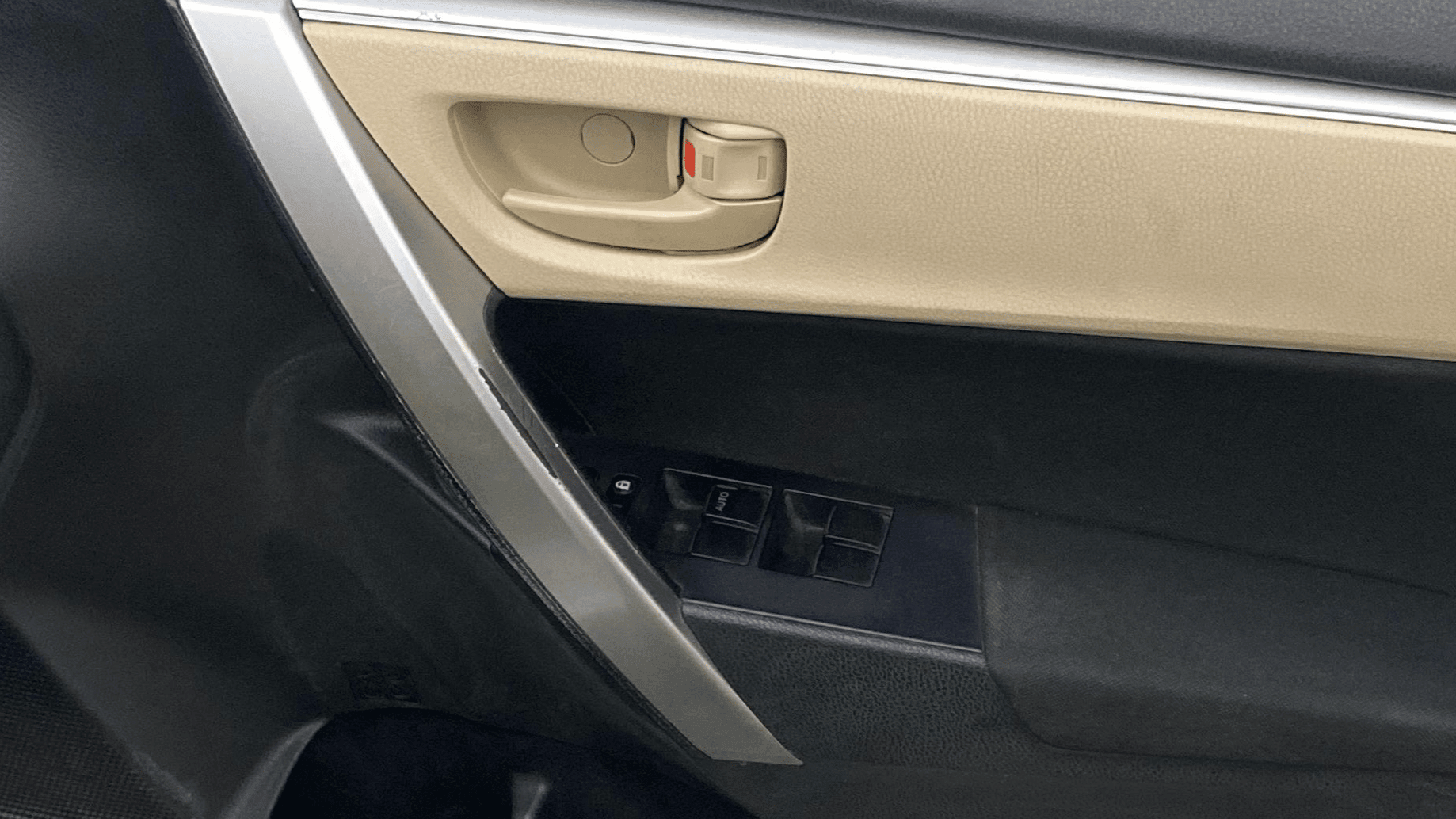 View 2015 Toyota Corolla Altis Diesel J Image 33 Used 2015 Toyota Corolla Altis Diesel J Image 33