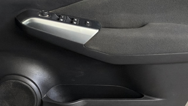 View Nissan Kicks Image 33 Used Nissan Kicks Image 33