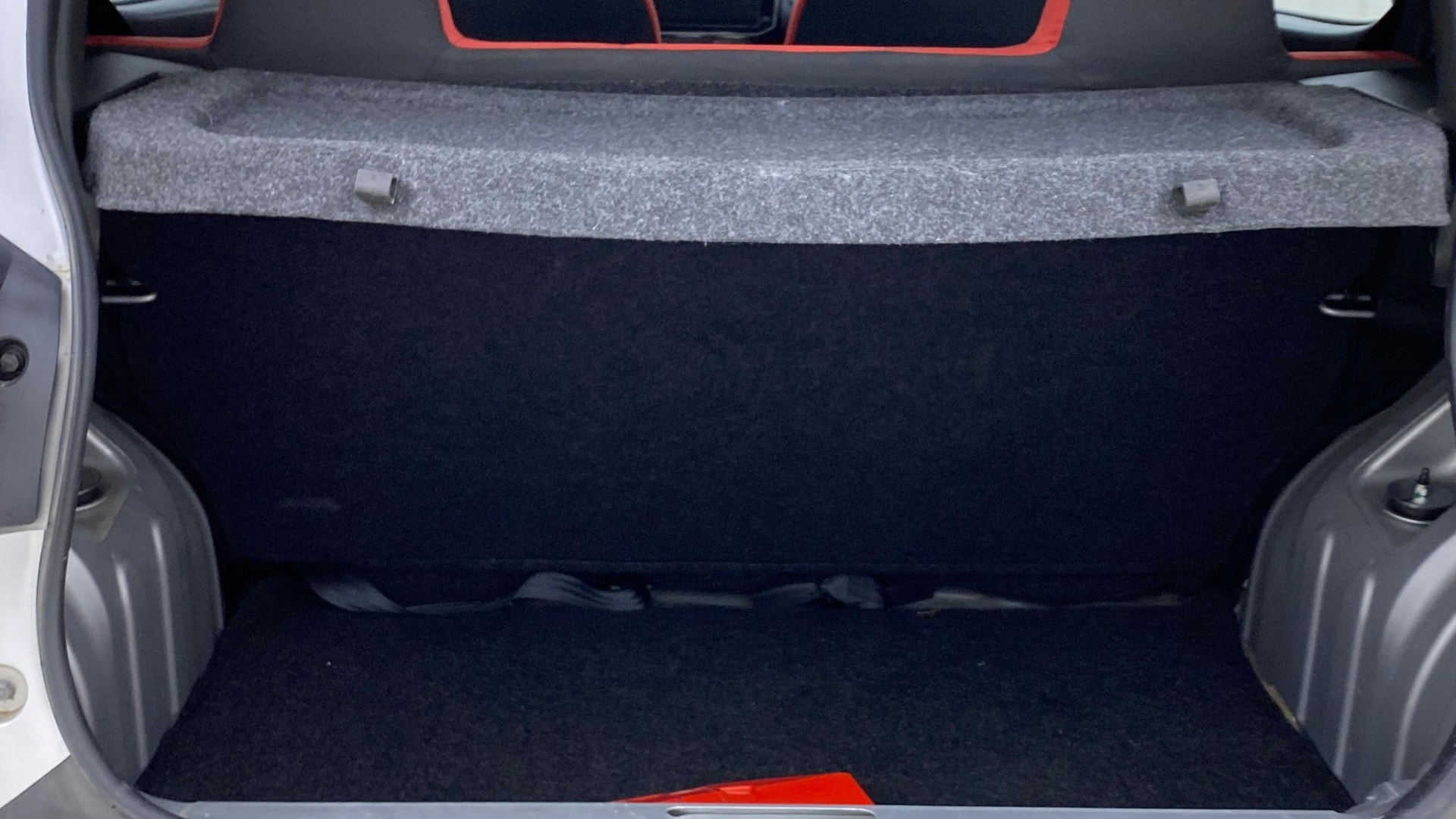 View 2023 Renault Kwid RXT 1.0 Image 10 Used 2023 Renault Kwid RXT 1.0 Image 10