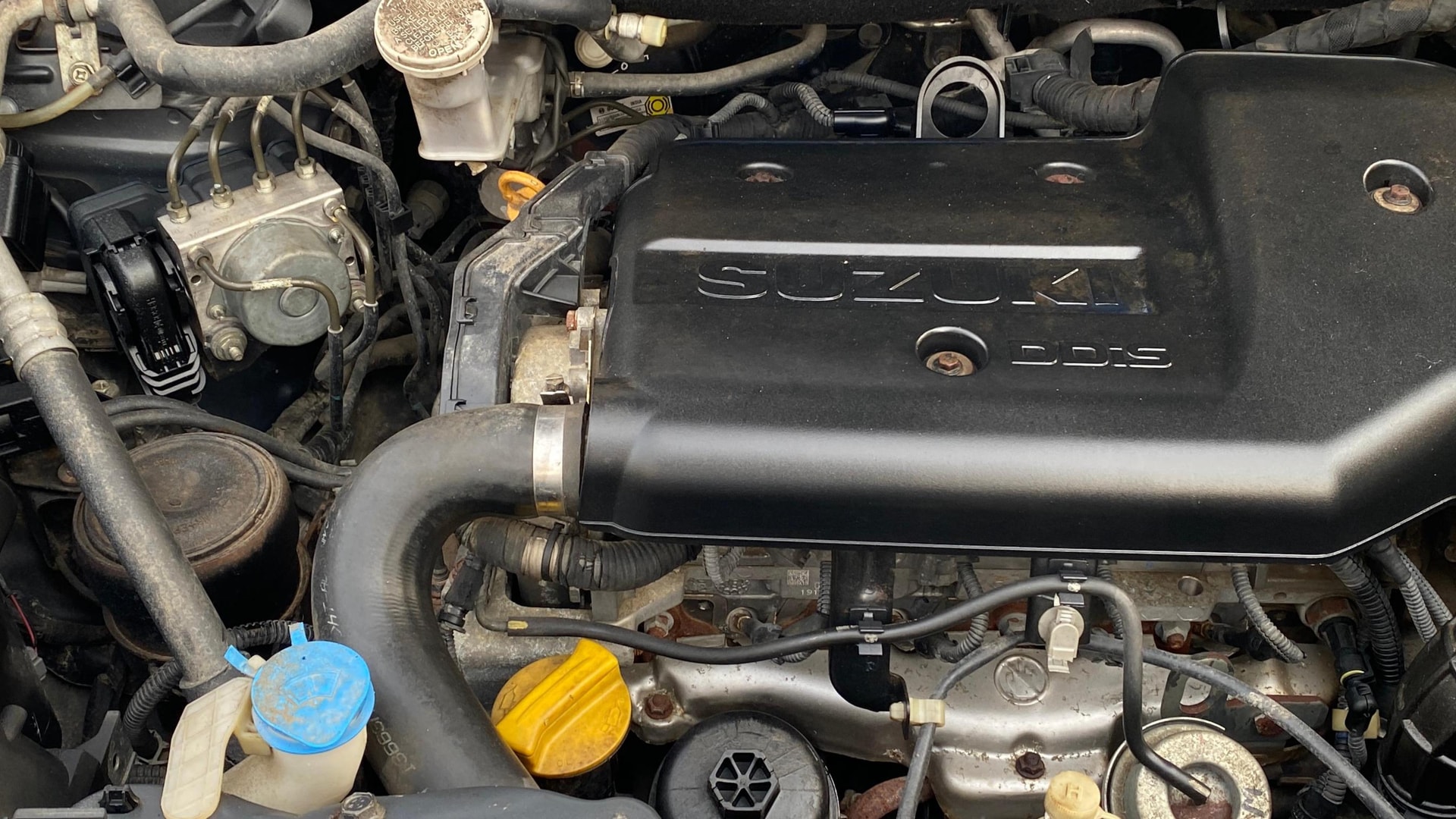 View 2019 Maruti Suzuki 1000 Base Variant Image 3 Used 2019 Maruti Suzuki 1000 Base Variant Image 3