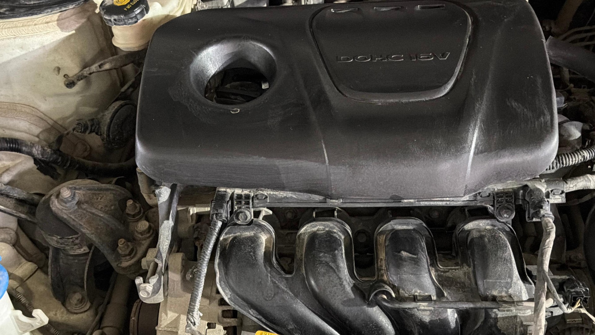 View 2019 Hyundai Verna 1.6 VTVT SX Image 4 Used 2019 Hyundai Verna 1.6 VTVT SX Image 4