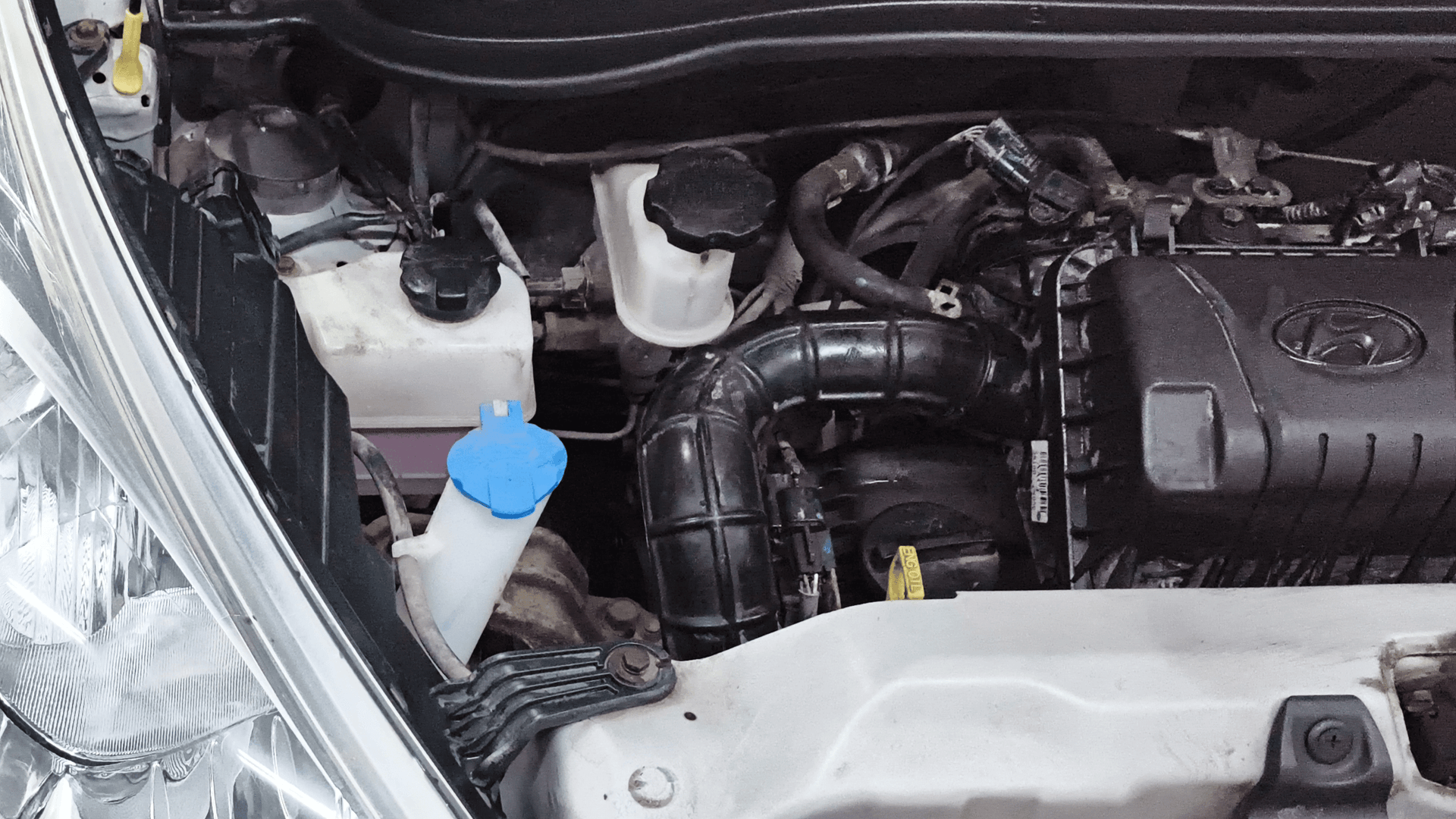 View 2018 Hyundai EON Era Plus Image 3 Used 2018 Hyundai EON Era Plus Image 3