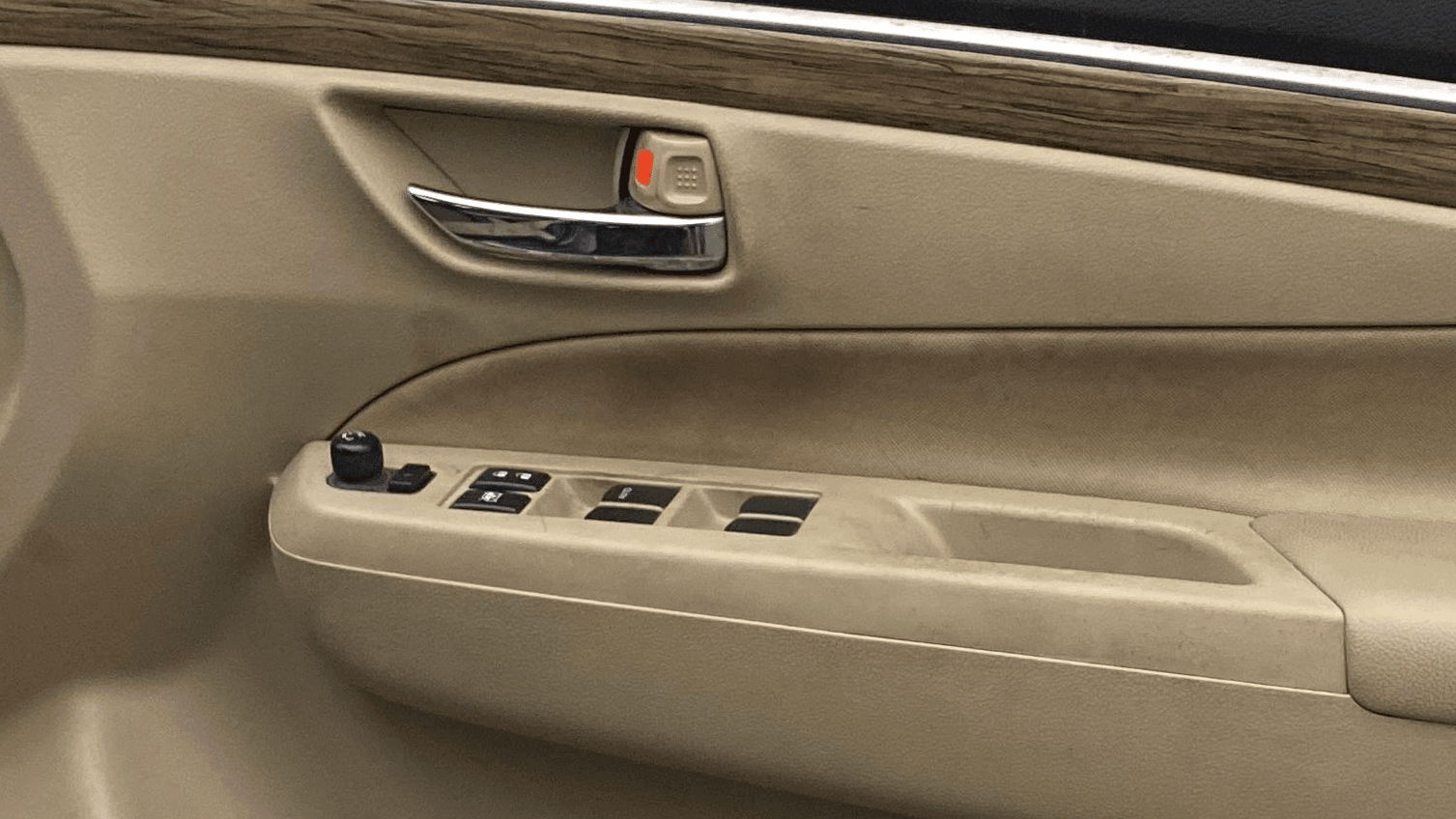 View 2022 Maruti Suzuki 1000 Base Variant Image 34 Used 2022 Maruti Suzuki 1000 Base Variant Image 34